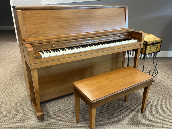 1963 Wurlitzer studio piano - Upright - Studio Pianos
